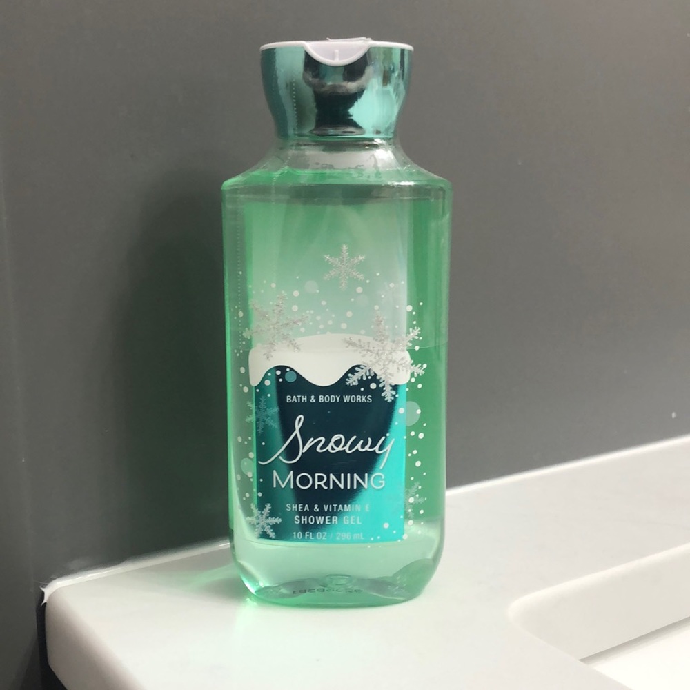 Snowy Morning bath and body works shower gel